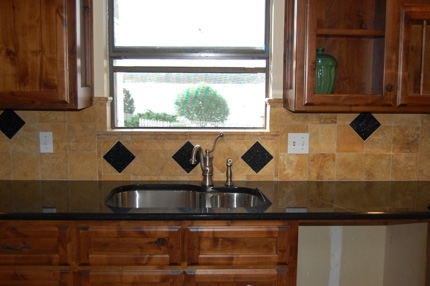 Kitchen sink leak detection and repair in La Vernia, TX