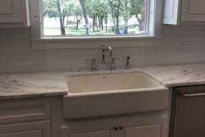 Kitchen sink leak repair in La Vernia, TX